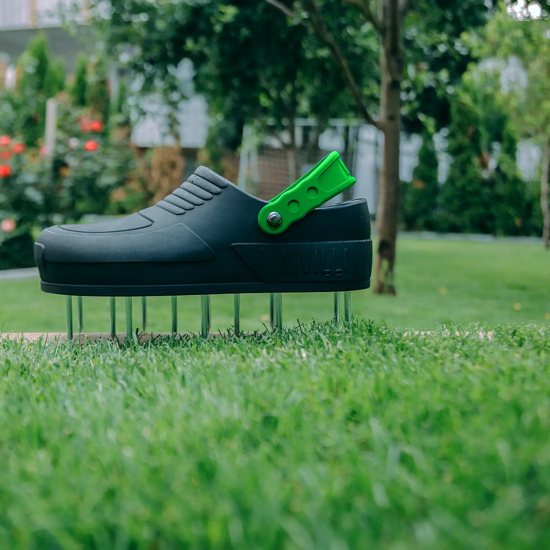 Aerifizieren mit Nagelschuhen – lohnt sich das?